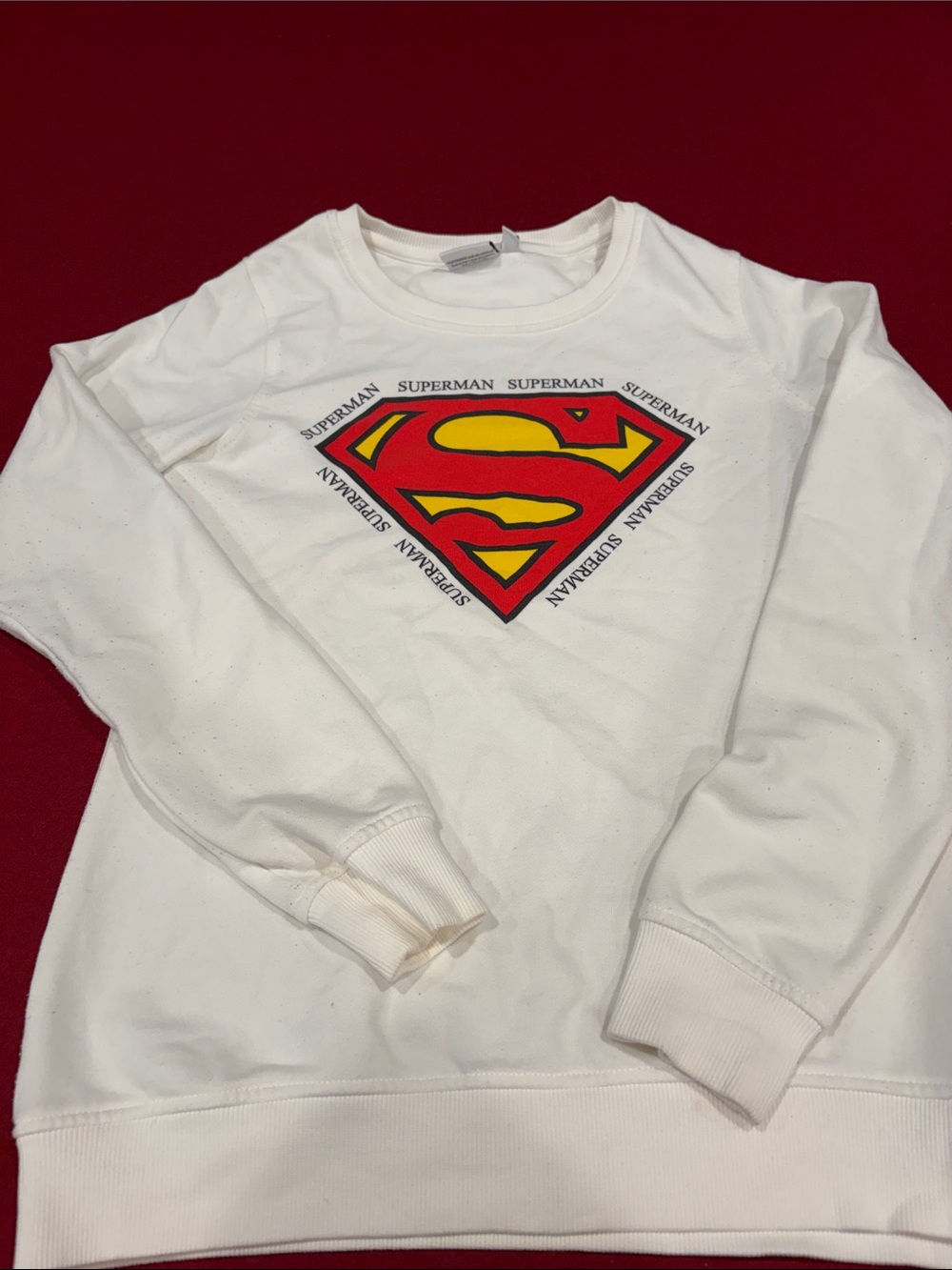 DC Comics White French Terry Top with Red & Yellow Superman Logo
Size Ladies 6